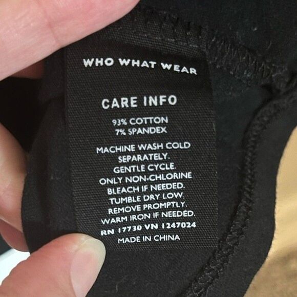 Who What Wear Black Tie Strap Cold Shoulder Top Size XS - Picture 6 of 6